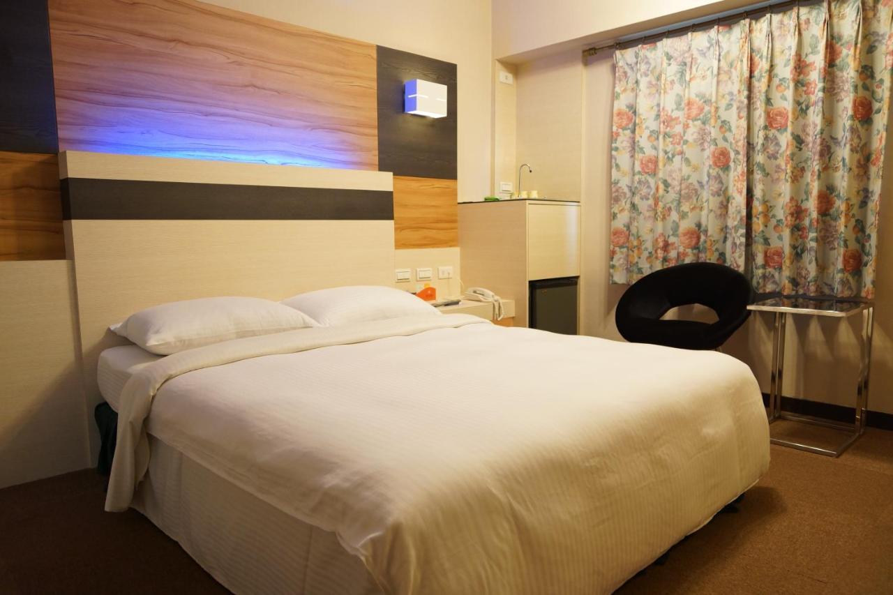 Ying Dai Hotel 台南 エクステリア 写真