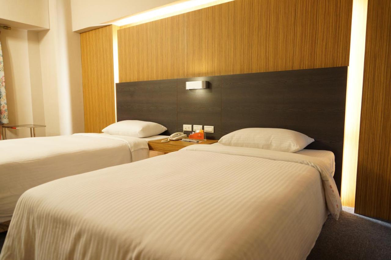 Ying Dai Hotel 台南 エクステリア 写真