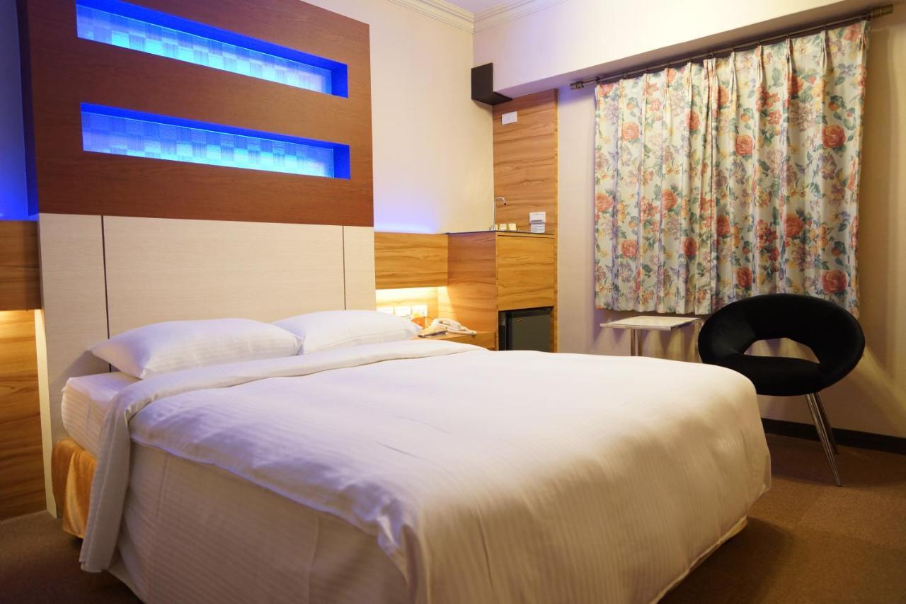 Ying Dai Hotel 台南 エクステリア 写真