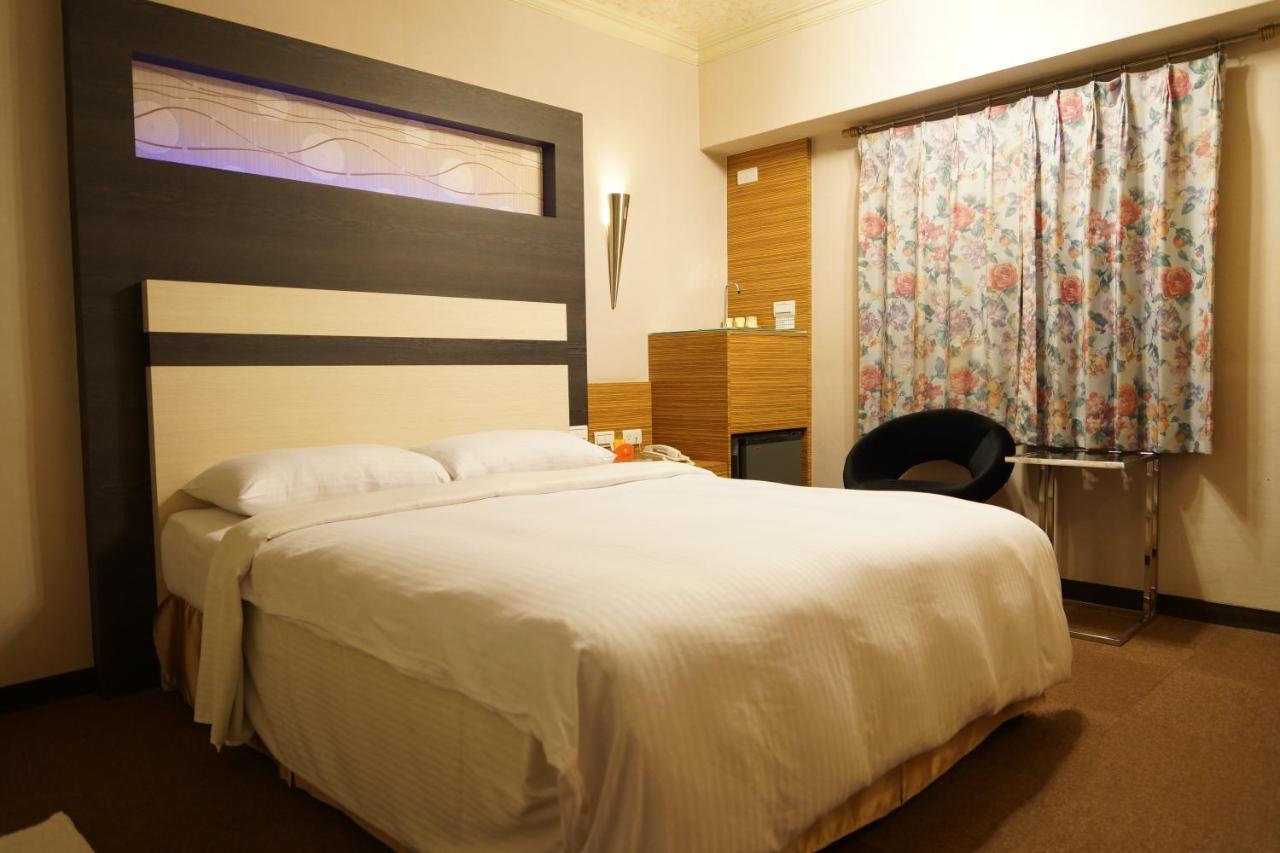 Ying Dai Hotel 台南 エクステリア 写真